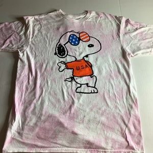 The peanuts t-shirt